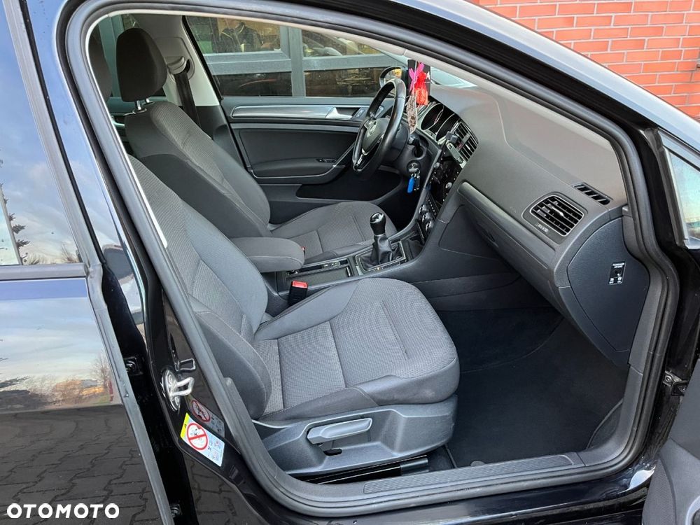 Volkswagen Golf 2.0 TDI Style - 28