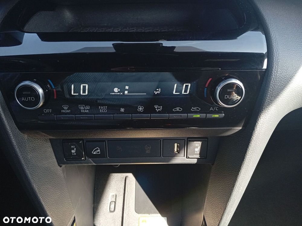 Toyota Yaris Cross Hybrid 1.5 Adventure 4x4 - 14