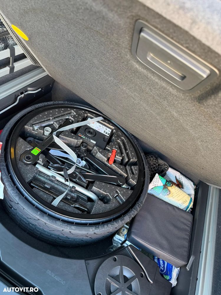Volkswagen Touareg V6 TDI R-Style - 26