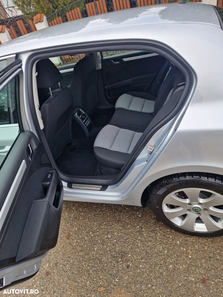 Skoda Superb 1.4 TSI Comfort - 8