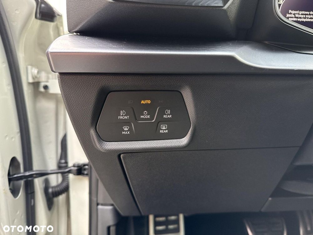 Cupra Leon Sportstourer - 24