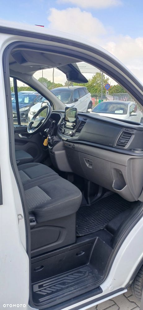 Ford Transit Custom - 8