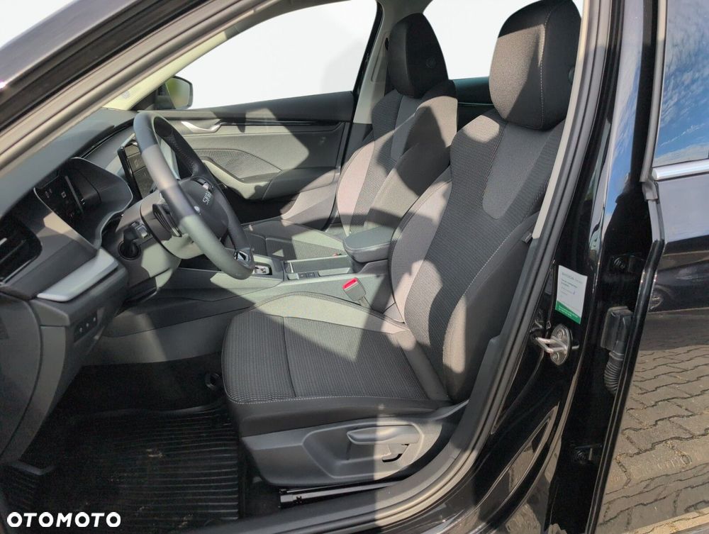Skoda Octavia 1.5 TSI mHEV Selection DSG - 18