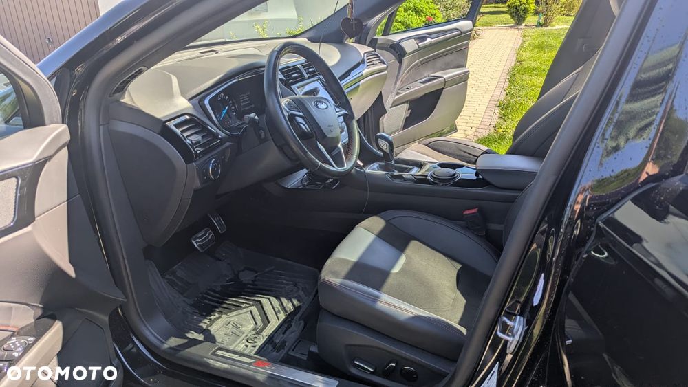 Ford Mondeo - 24