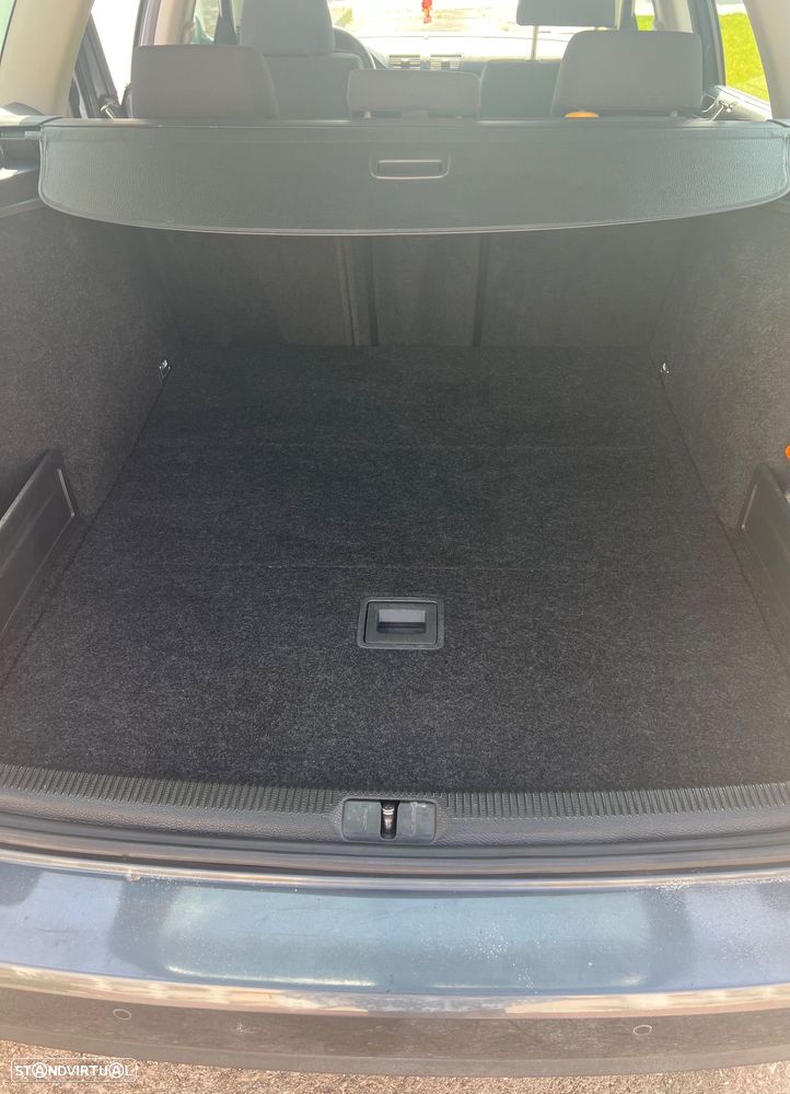 VW Passat Variant 2.0 TDI Edition Con.BM - 15