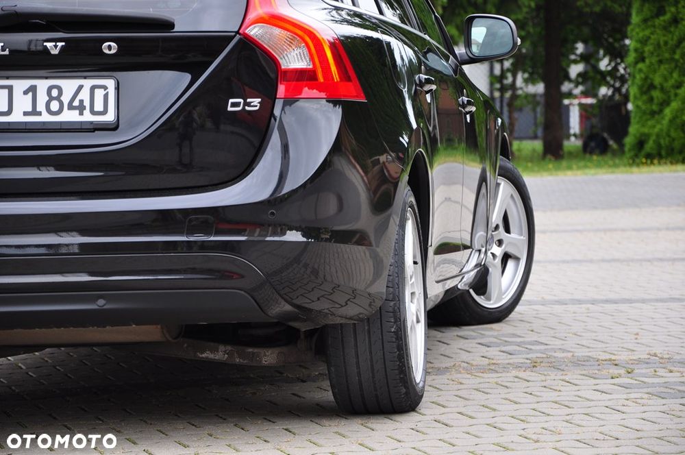 Volvo V60 D3 Geartronic Summum - 20