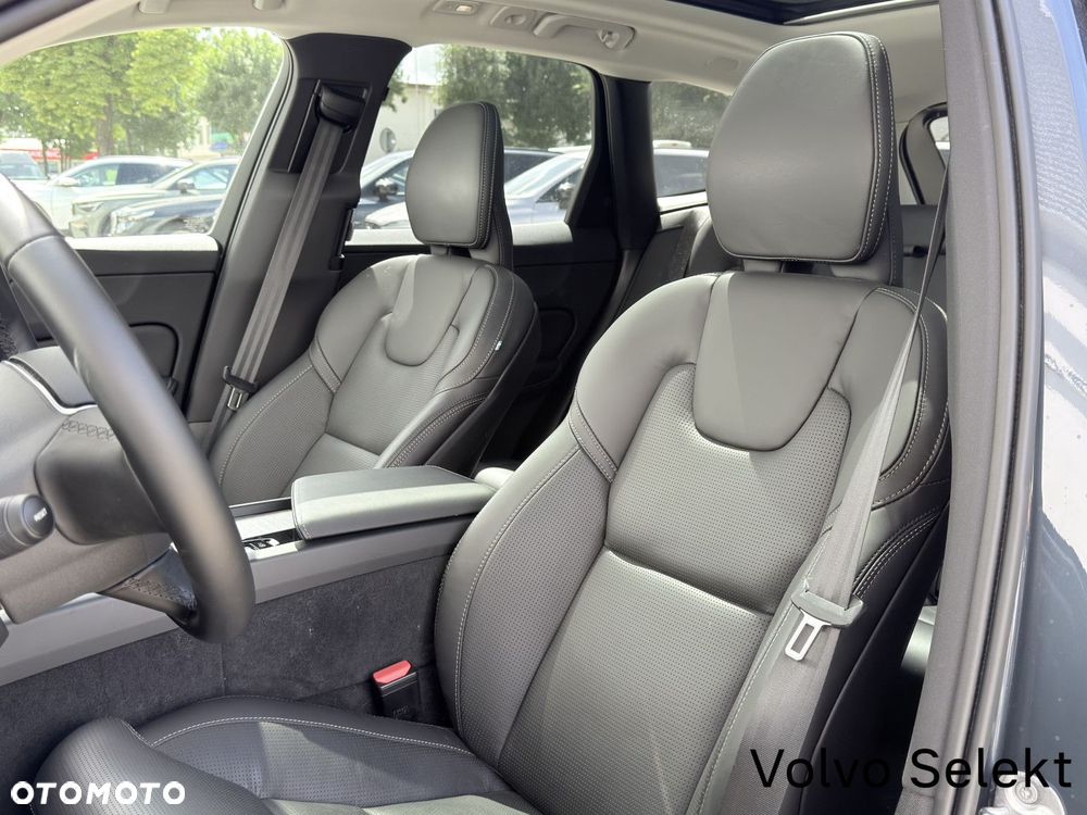 Volvo XC 60 - 22