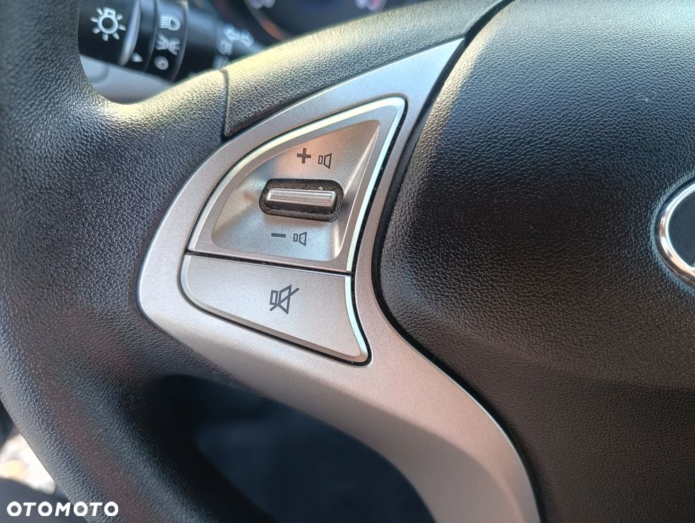 Hyundai ix20 1.4 Trend - 24