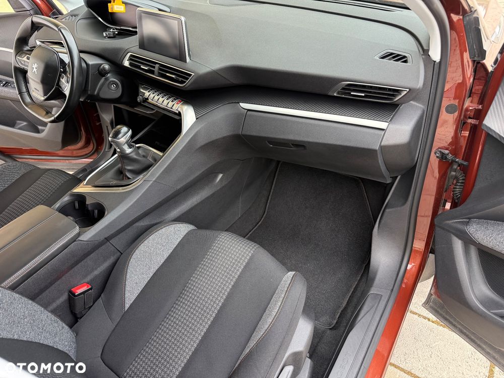 Peugeot 3008 PureTech 130 Stop & Start Access - 29