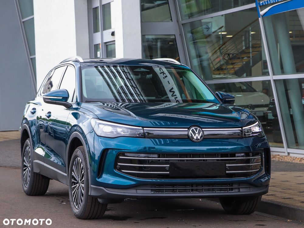 Volkswagen Tiguan - 8
