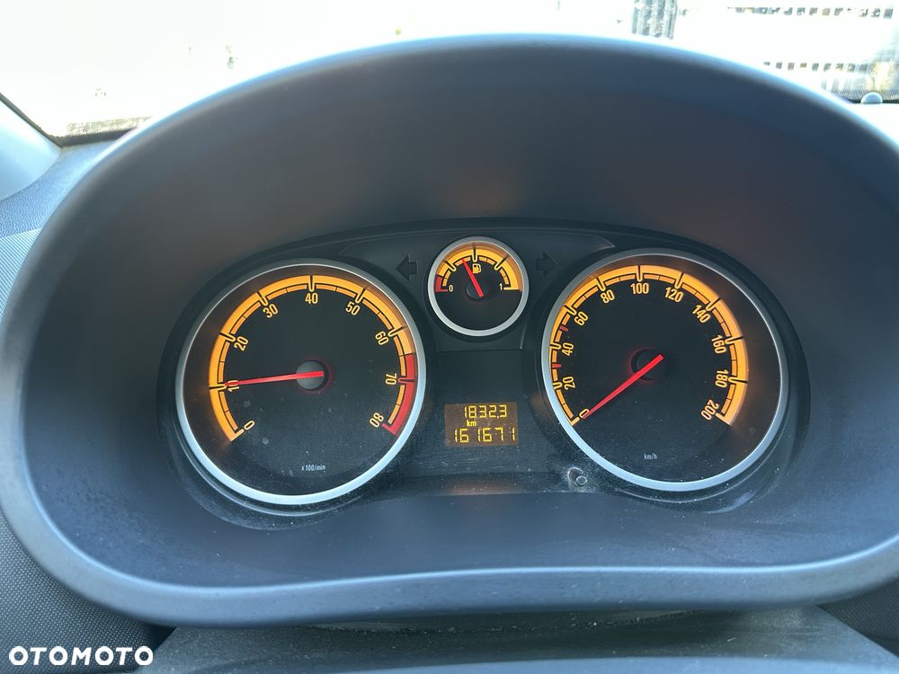 Opel Corsa - 7