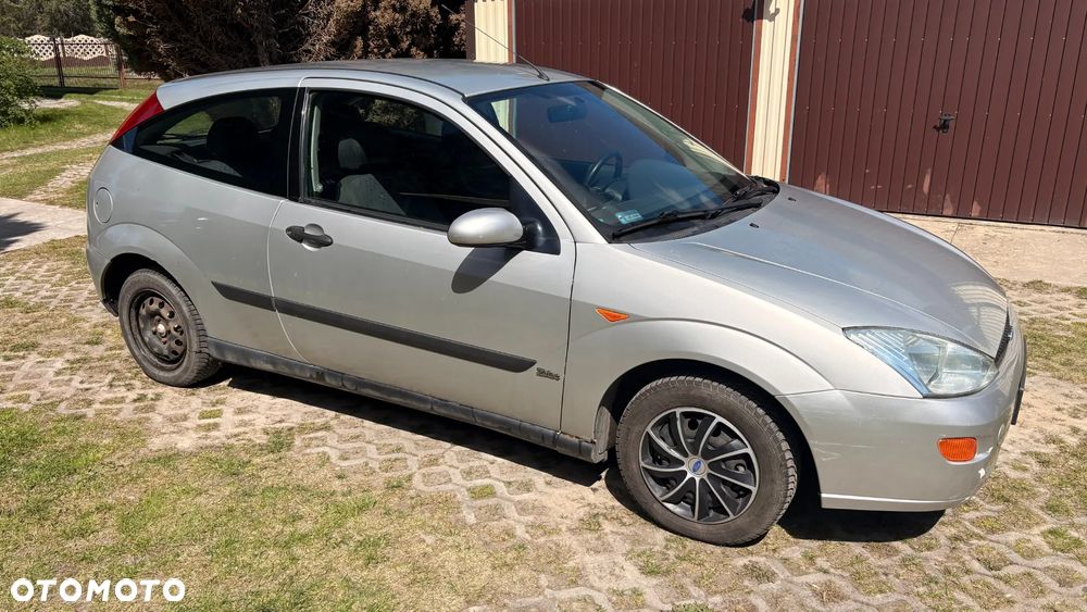 Ford Focus 1.6 Comfort - 5