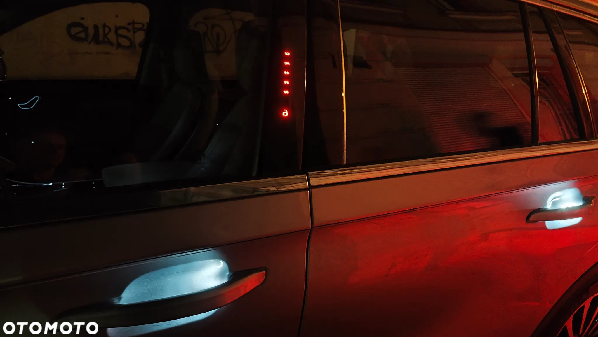 Lincoln Aviator - 13