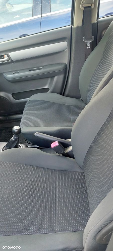 Suzuki Swift 1.3 DDiS Comfort - 18