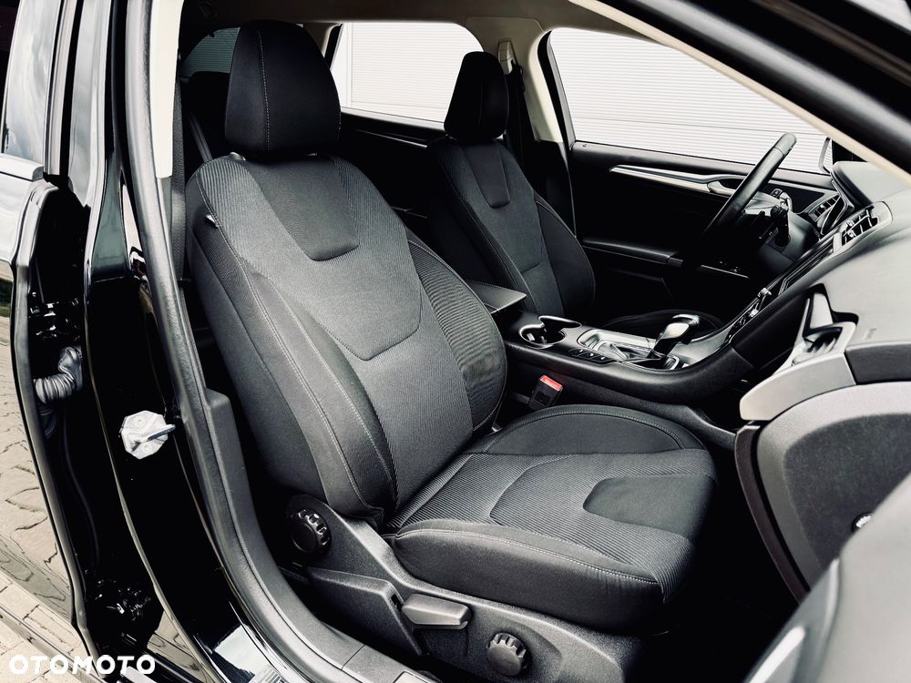 Ford Mondeo 2.0 TDCi STart-Stopp PowerShift-Aut Titanium - 6