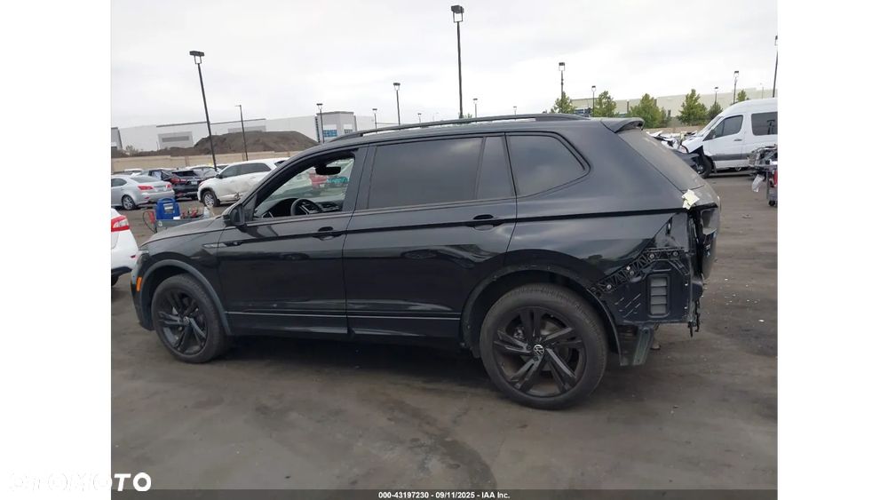 Volkswagen Tiguan - 5