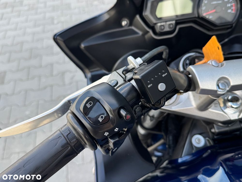 Yamaha FZ6 - 21