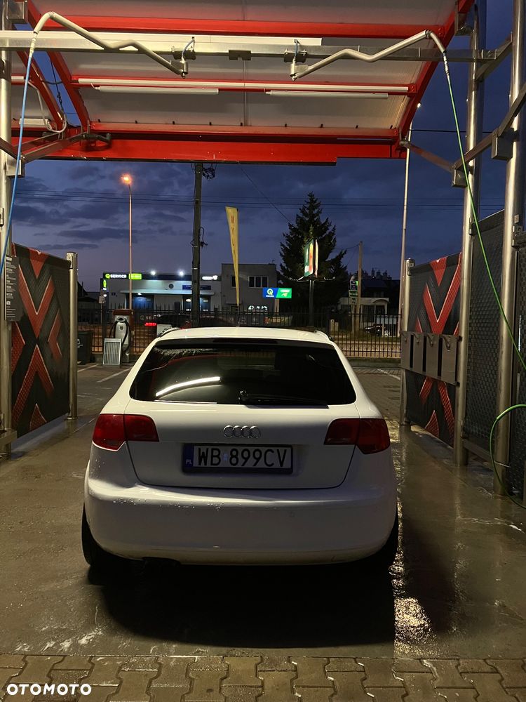 Audi A3 Sportback - 4