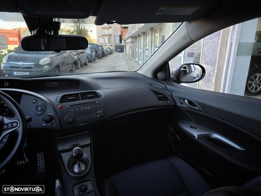 Honda Civic 1.4 i-VTEC Sport - 19