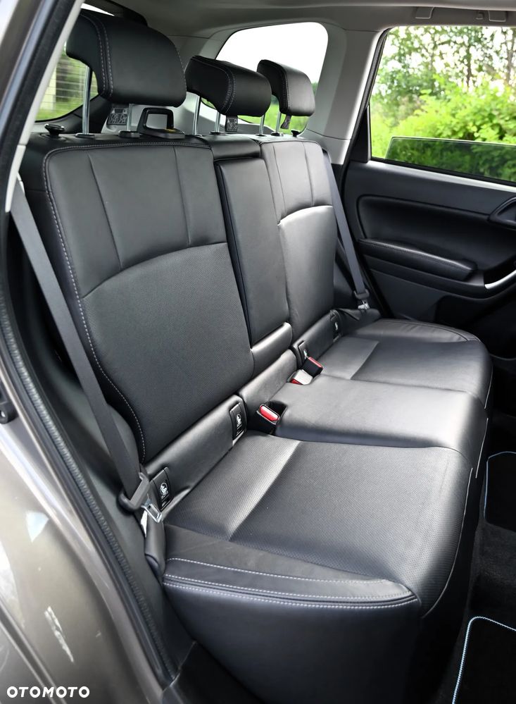 Subaru Forester 2.0 XT Platinum Lineartronic - 25