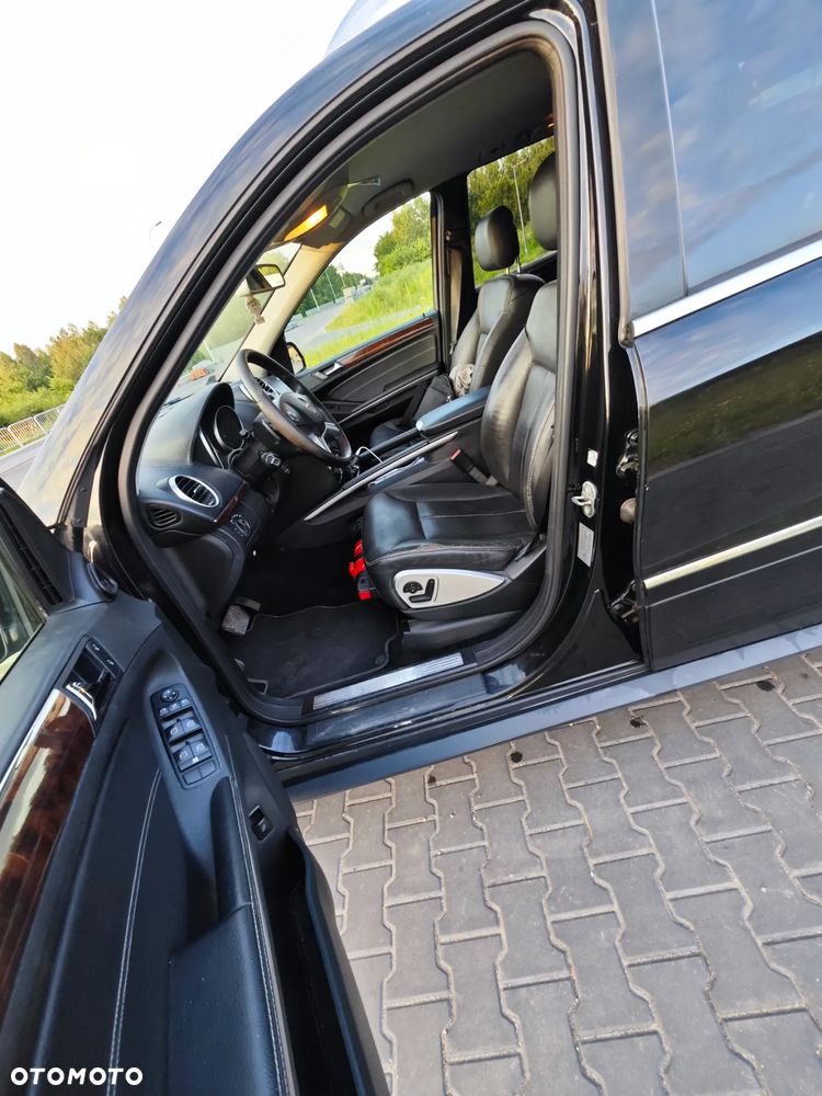 Mercedes-Benz GL - 10