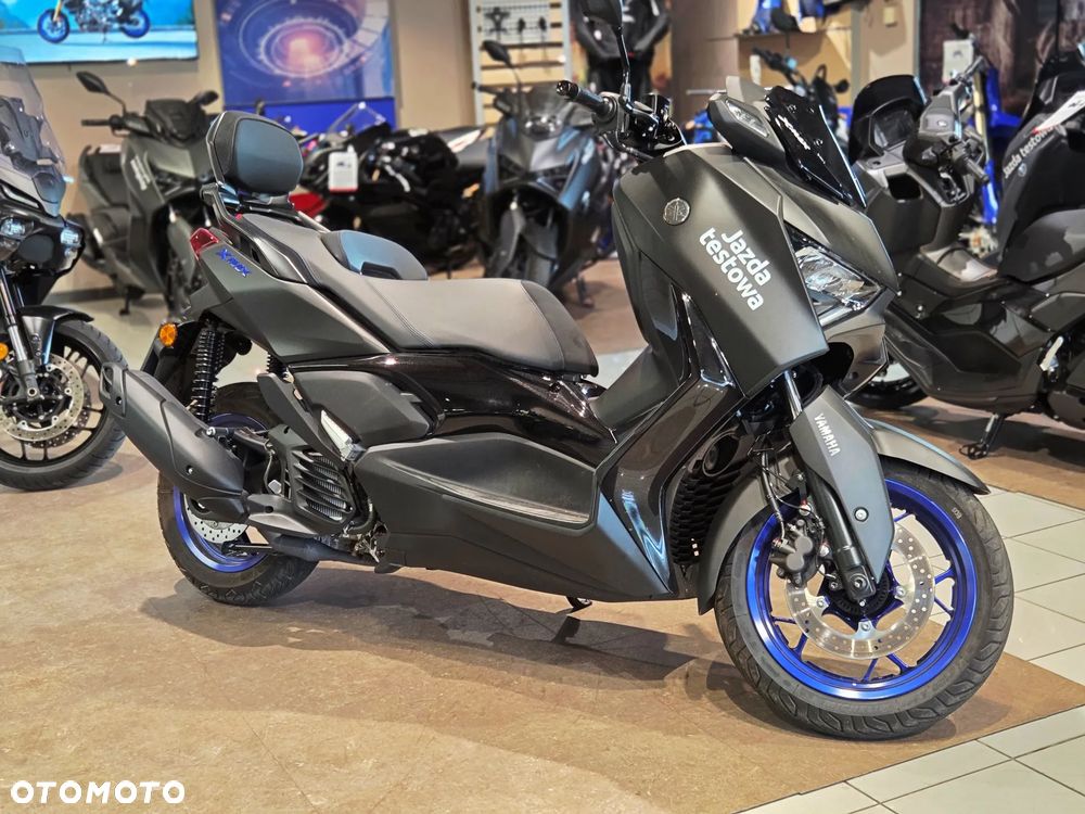 Yamaha X-max
