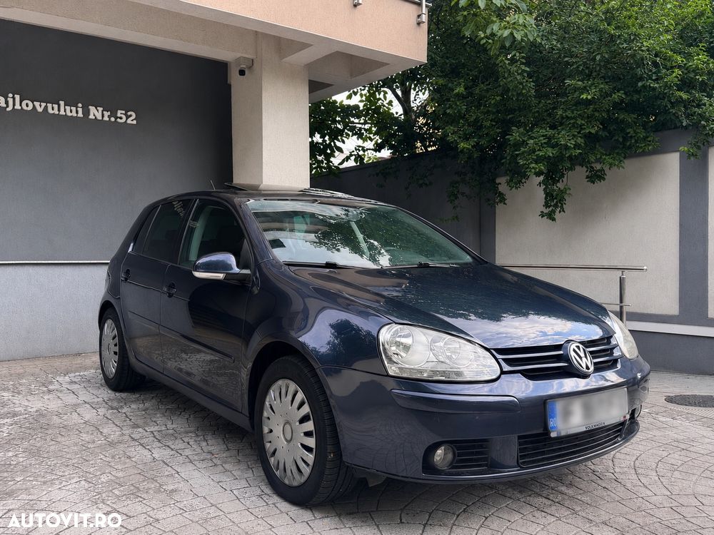 Volkswagen Golf - 2
