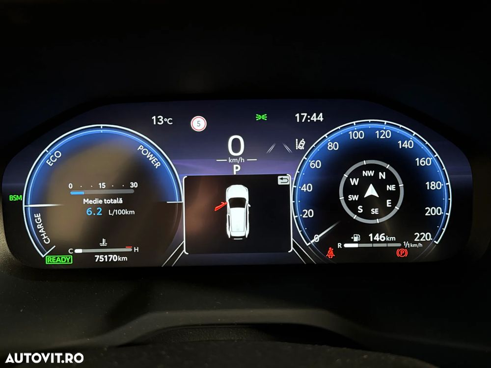 Toyota RAV4 - 11