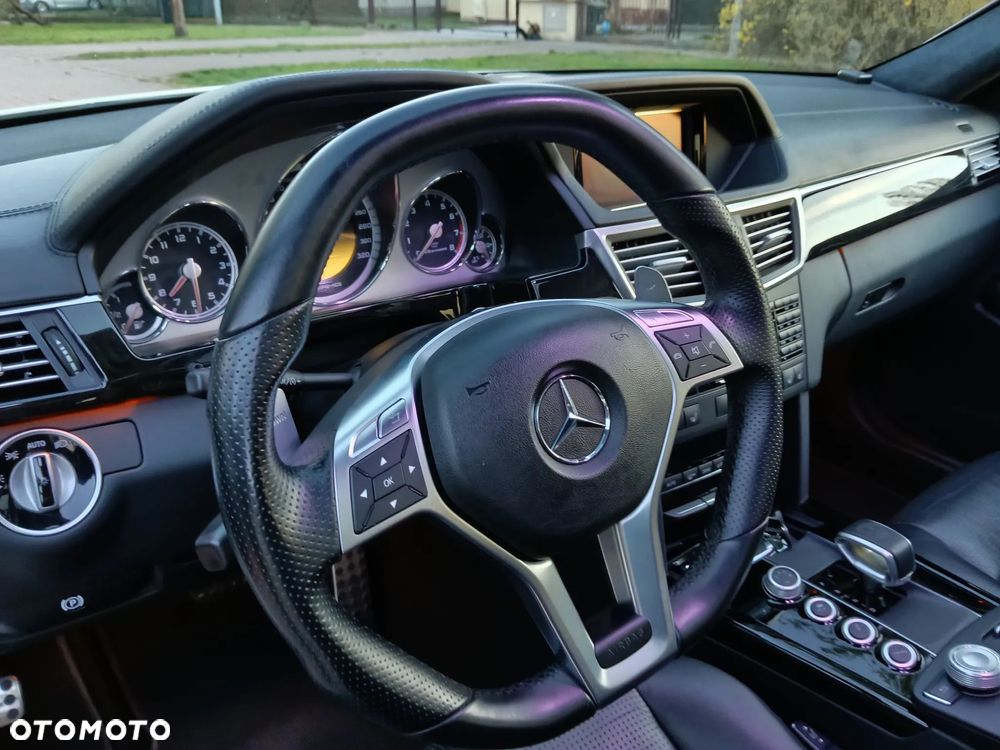 Mercedes-Benz Klasa E - 16