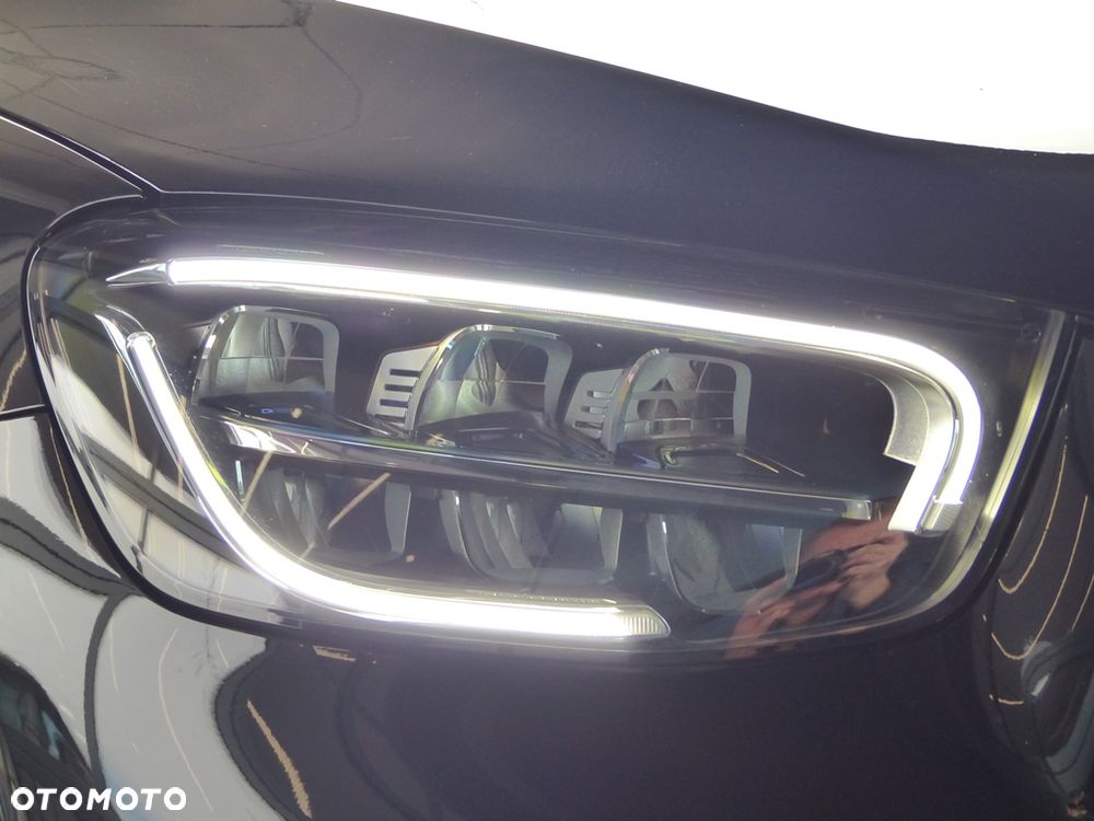 Mercedes-Benz GLC 200 4Matic 9G-TRONIC AMG Line - 10