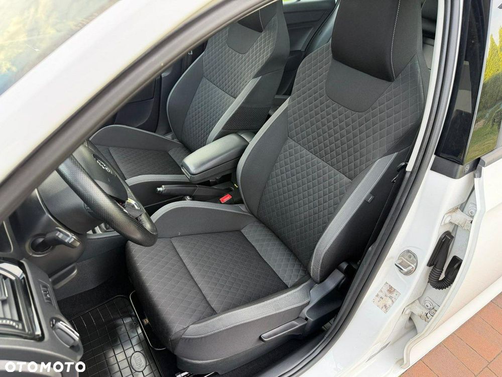Skoda RAPID Spb 1.2 TSI Monte Carlo - 17