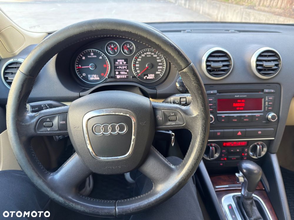 Audi A3 Sportback - 12