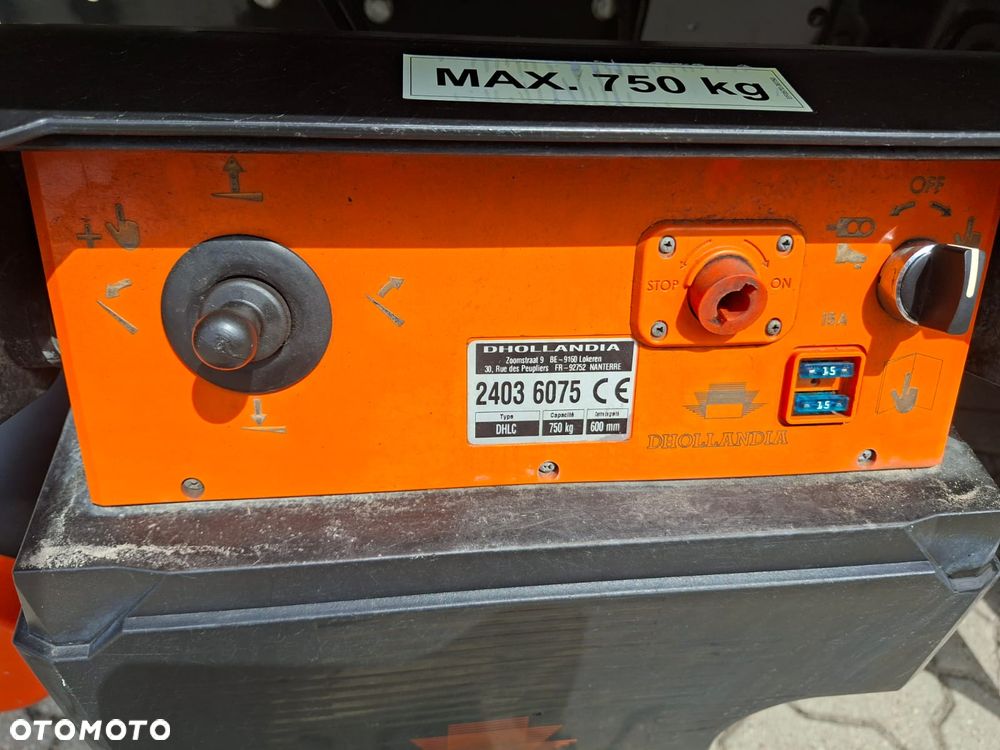 Iveco 35C16 Automat Kontener z Winda 8ep Silnik 3L Bliźniaki Drzwi Boczne - 14