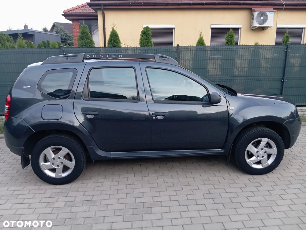 Dacia Duster 1.6 SCe Laureate S&S - 23