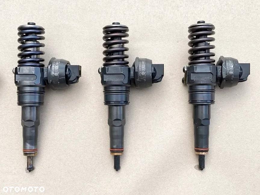 POMPOWTRYSKI WTRYSKIWACZ WTRYSK VW T5 2.5 TDI CARAVELLE DOKA MULTIVAN TRANSPORTER TOUAREG 07Z130073F 0414720210 - 3