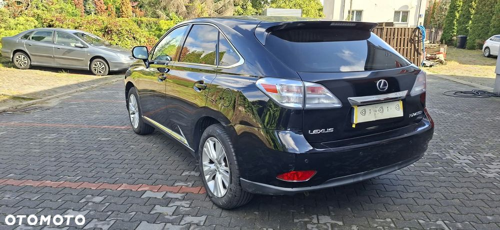 Lexus RX - 4