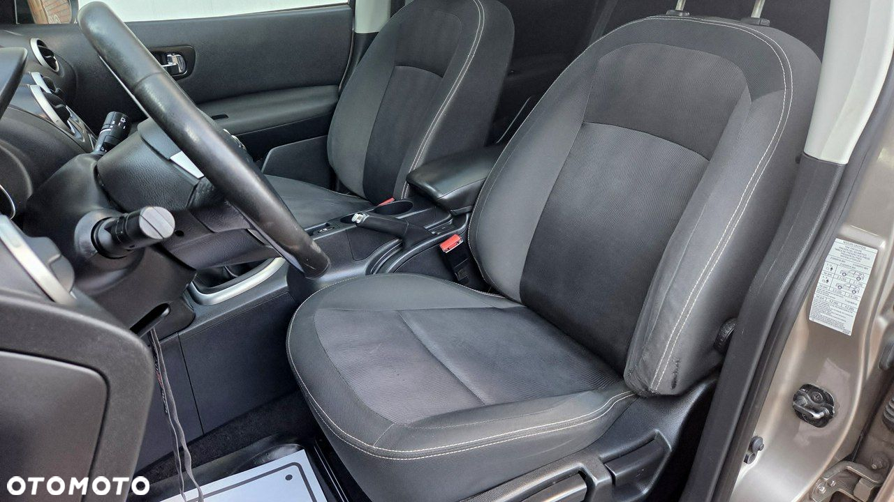 Nissan Qashqai - 18