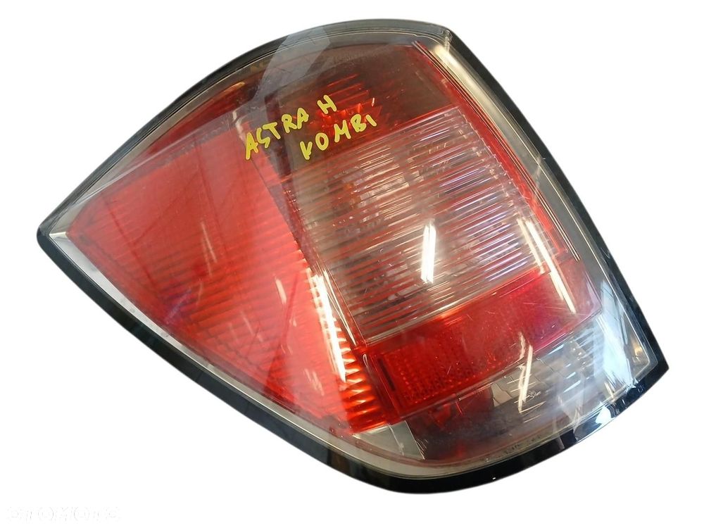 LAMPA LEWA TYLNA TYŁ OPEL ASTRA III H KOMBI - 1
