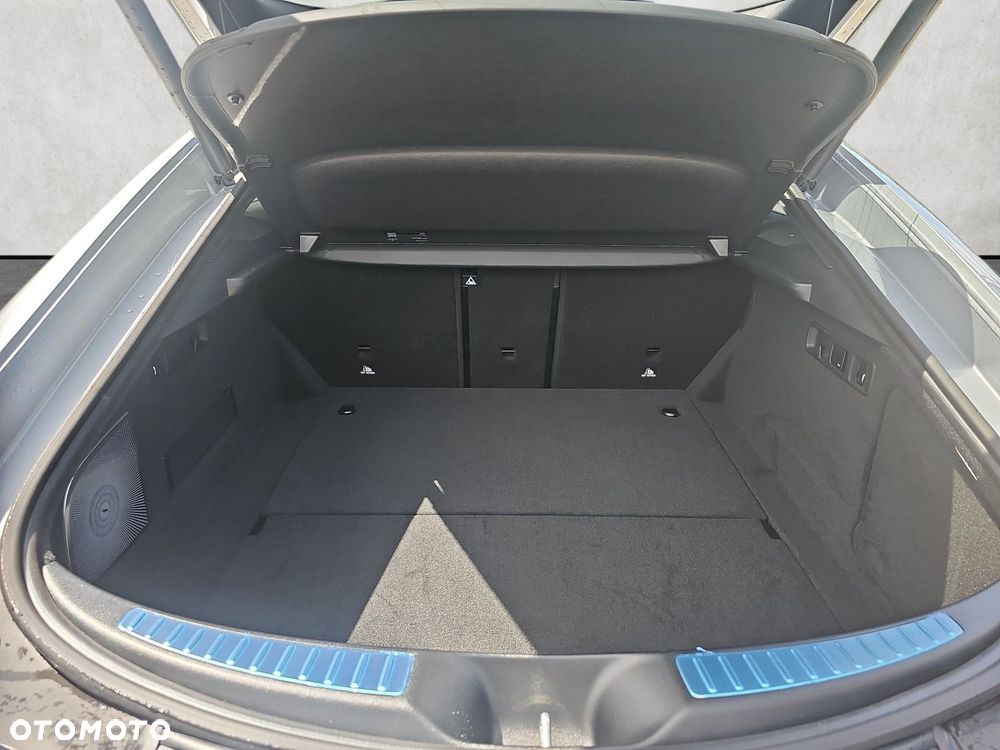 Mercedes-Benz AMG GT - 16