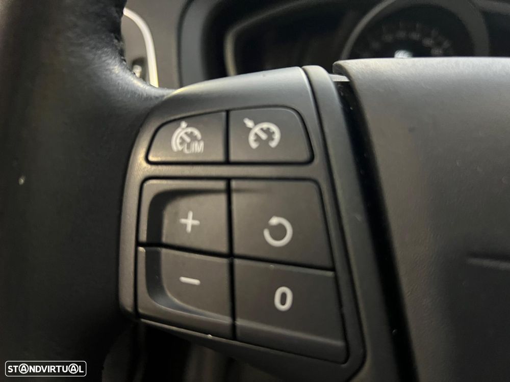 Volvo V40 T2 Kinetic - 30