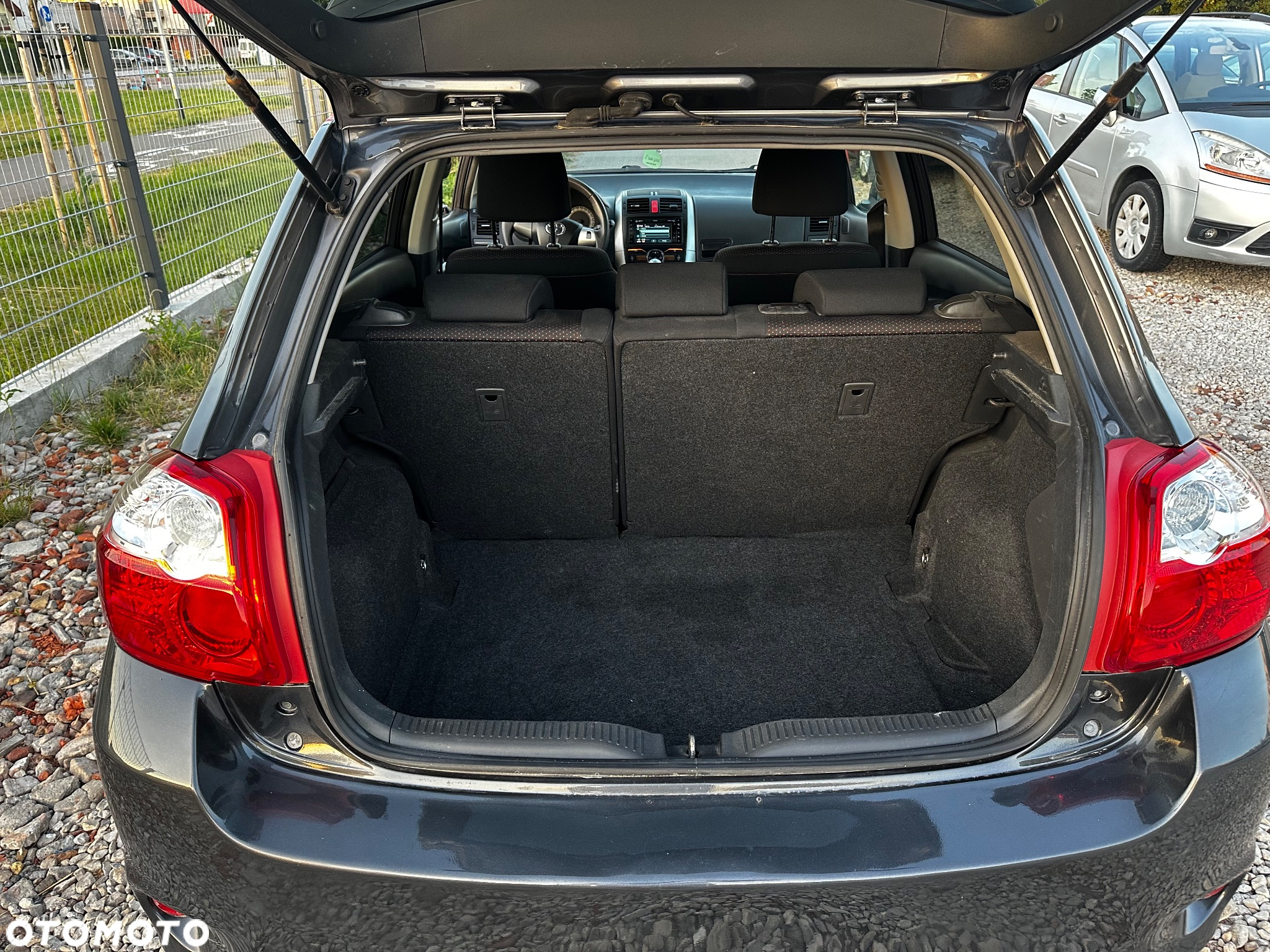 Toyota Auris 1.6 Active - 17