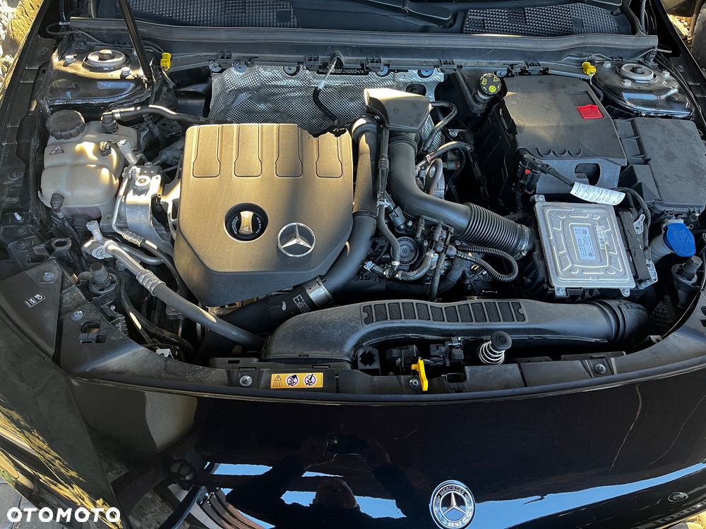 Mercedes-Benz CLA 200 AMG Line 7G-DCT - 27