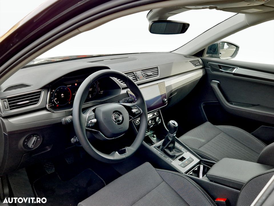 Skoda Superb 2.0 TDI Style - 17