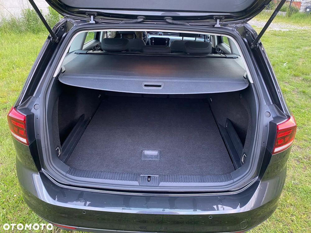 Volkswagen Passat - 7
