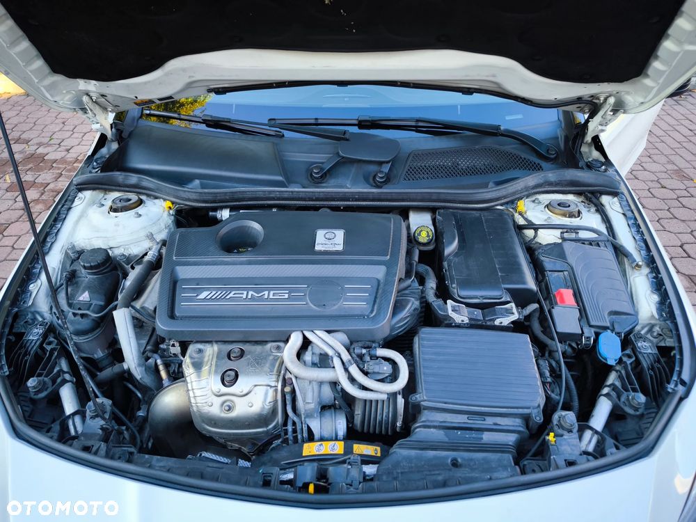 Mercedes-Benz CLA - 19