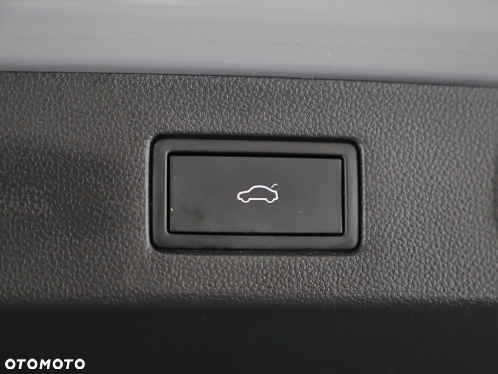 Volkswagen Arteon 2.0 TSI 4Motion R DSG - 25