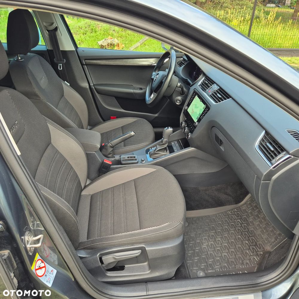 Skoda Octavia 2.0 TDI 4x4 DSG Scout - 30