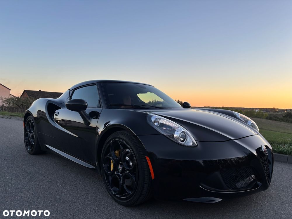 Alfa Romeo 4C 1750 TBi TCT - 3