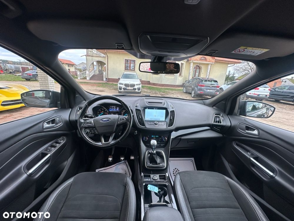 Ford Kuga 2.0 TDCi 2x4 ST-Line - 16