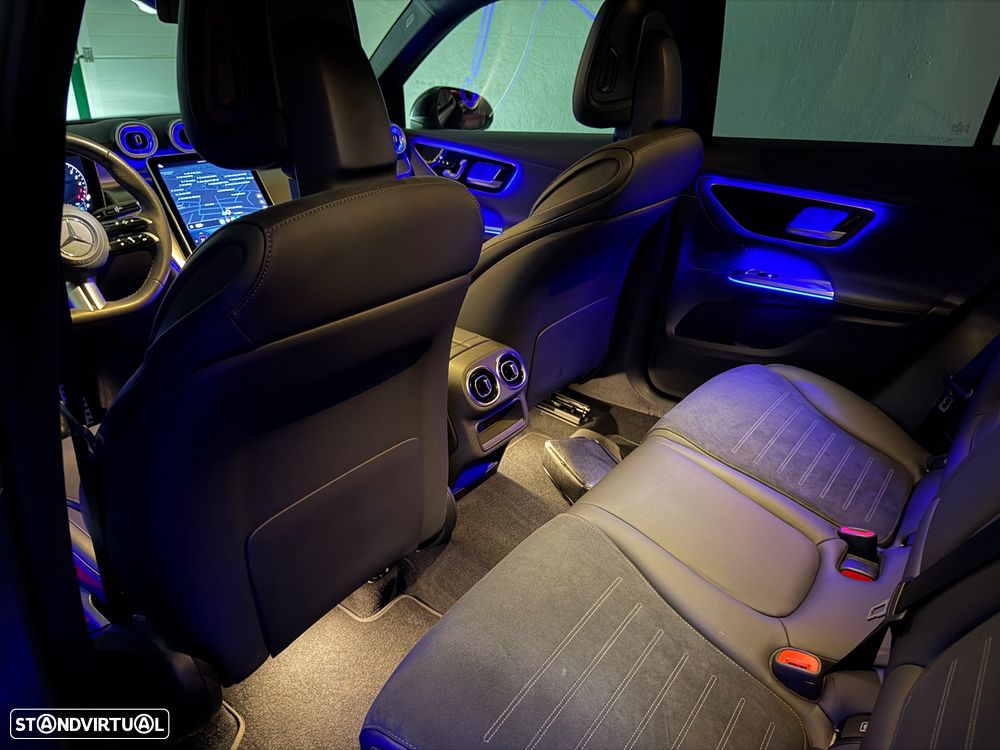 Mercedes-Benz GLC 300 de 4Matic 9G-TRONIC AMG Line Plus - 37